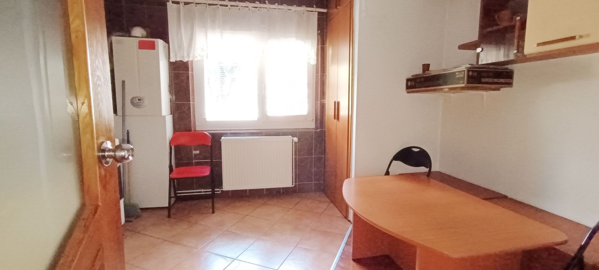 Apartament cu 3 camere decomandate,Carpatilor-Judetean - Poză 13