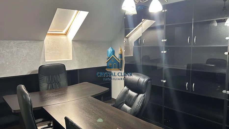 Casă pe 3 nivele, cu 13 camere-zonă centrală, str. Mihail Kogălniceanu - Poză 2