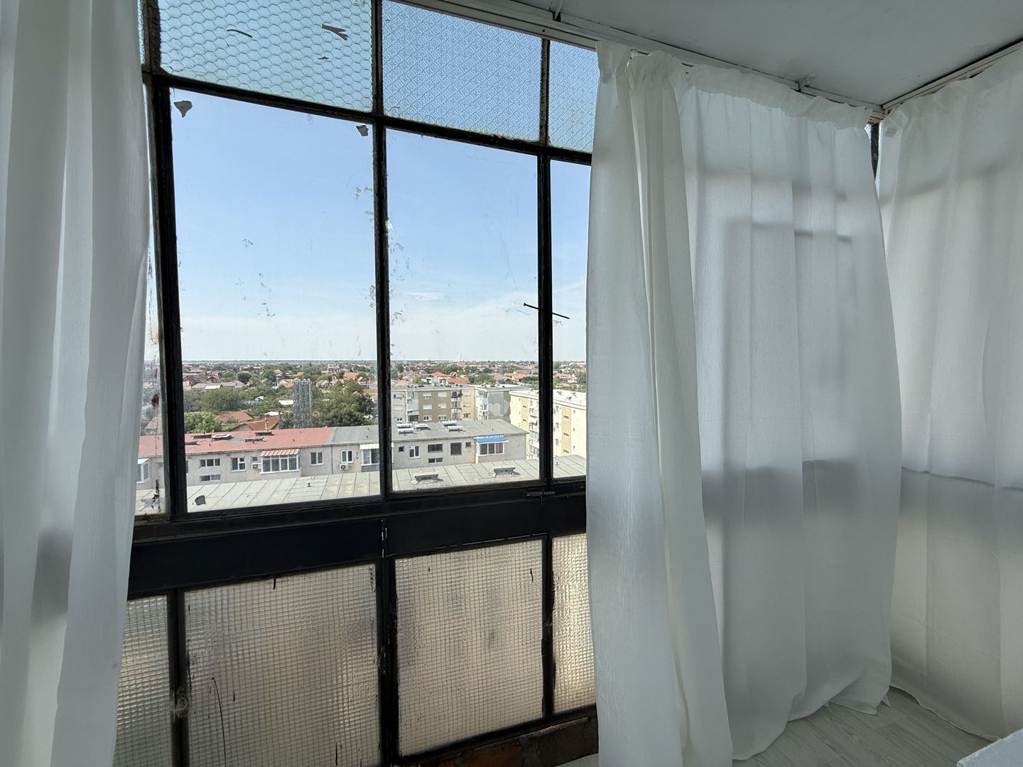 Apartament 3 camere, decomandat, renovat recent, Aradul Nou - Poză 9