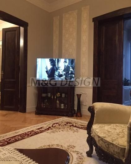 Apartament 3 camere lux - cladire istorica - Poză 12