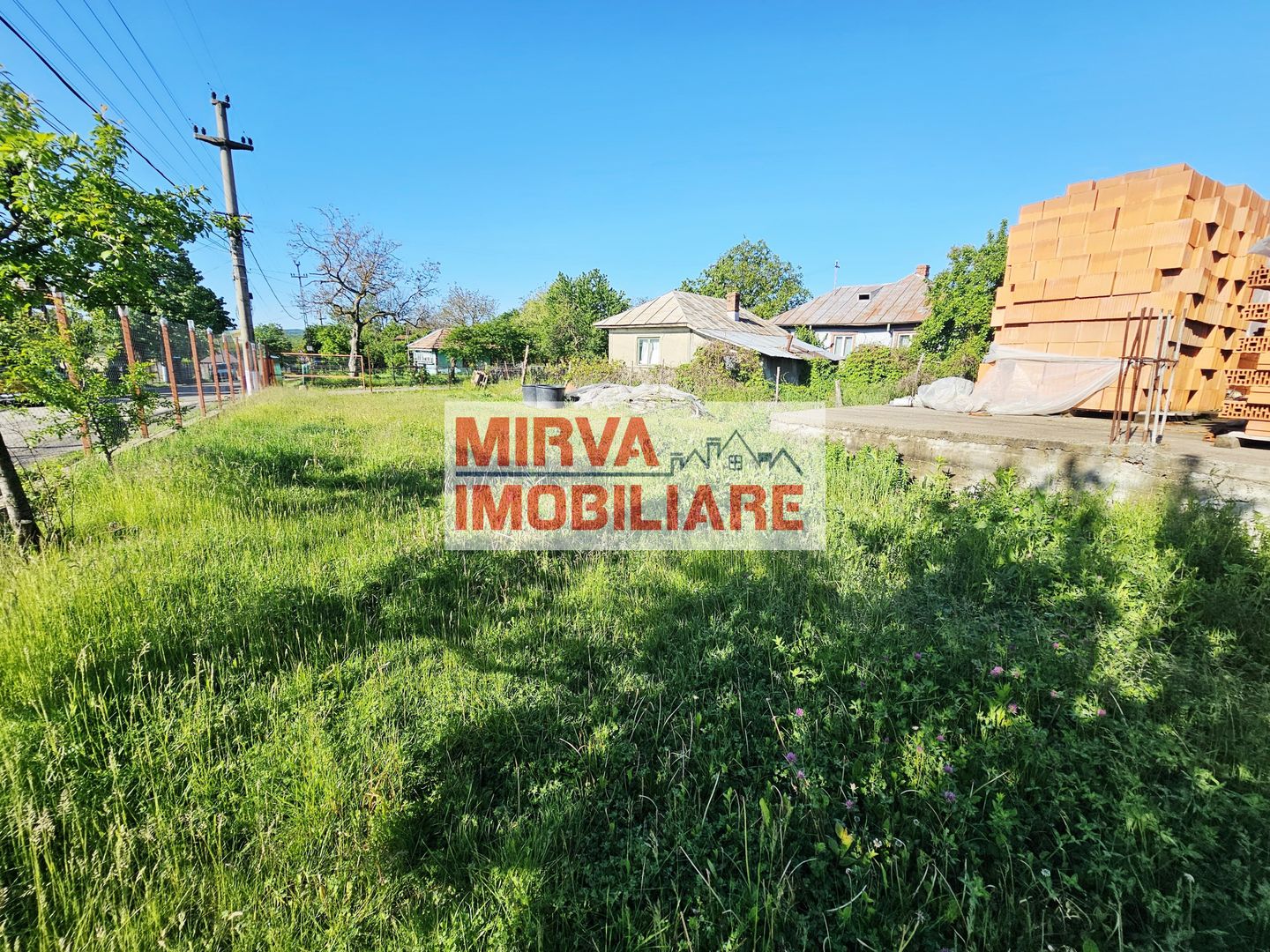 Teren de vânzare în Lapoș – 1000 mp cu beci - Poză 11