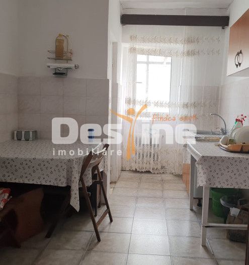 Apartament 3 camere, 2 grupuri sanitare, 2 balcoane, etajul 7 din 8, zona Traian - Poză 4