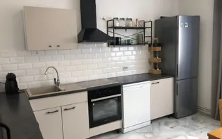 Casa renovata 250 mp utili si teren 935 mp in zona centrala Cisnadie - Poză 13
