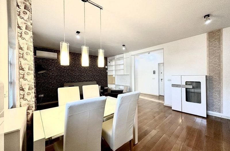 Apartament elegant -curte proprie - garaj - Poză 4