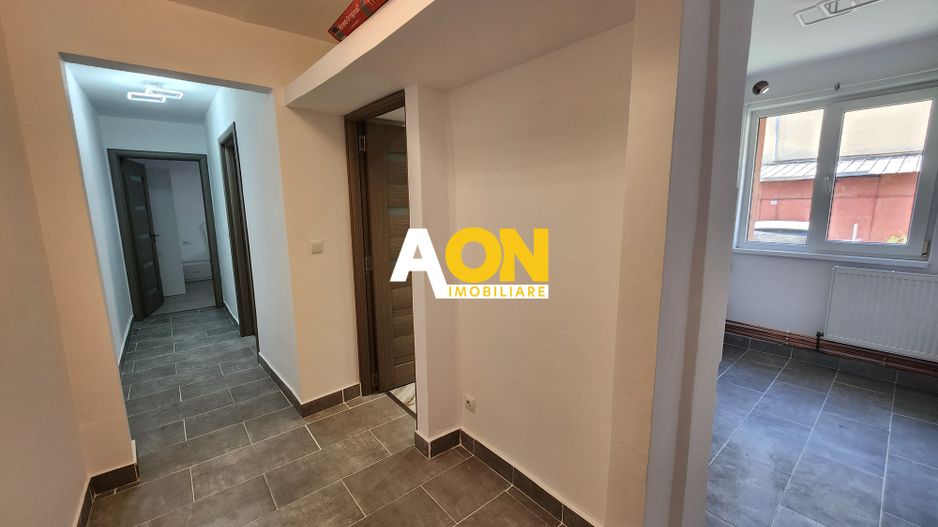 De vanzare apartament 2 camere, Centru - Poză 5