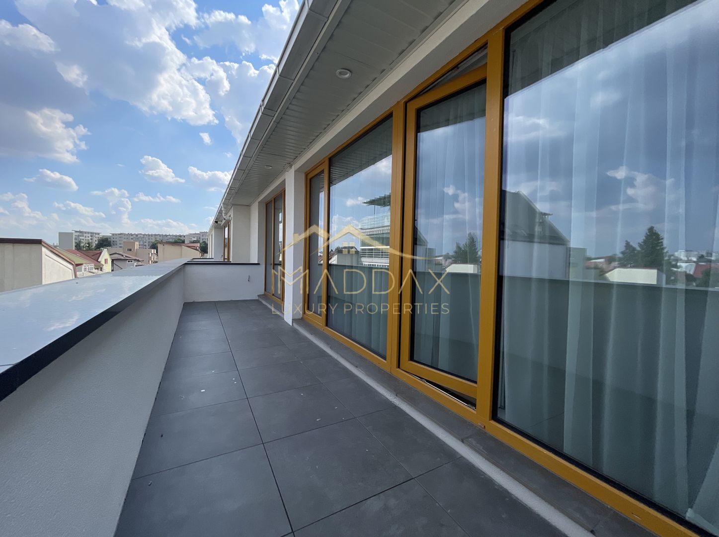 Apartament 4 Camere**TERASA**Bloc boutique***NOU// DOMENII - Poză 3