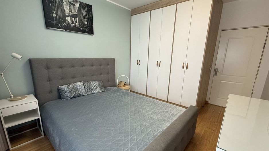 Închiriez apartament 2 camere modern, Nerva Traian, centrală, parcare - Poză 4
