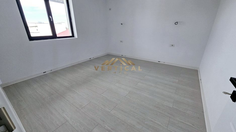 Vila 4 camere in centrul comunei Berceni - Poză 8