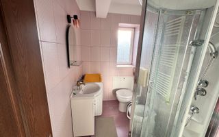 apartament cu 2 camere de inchiriat-zona centrala-Str 9 Mai - Poză 5