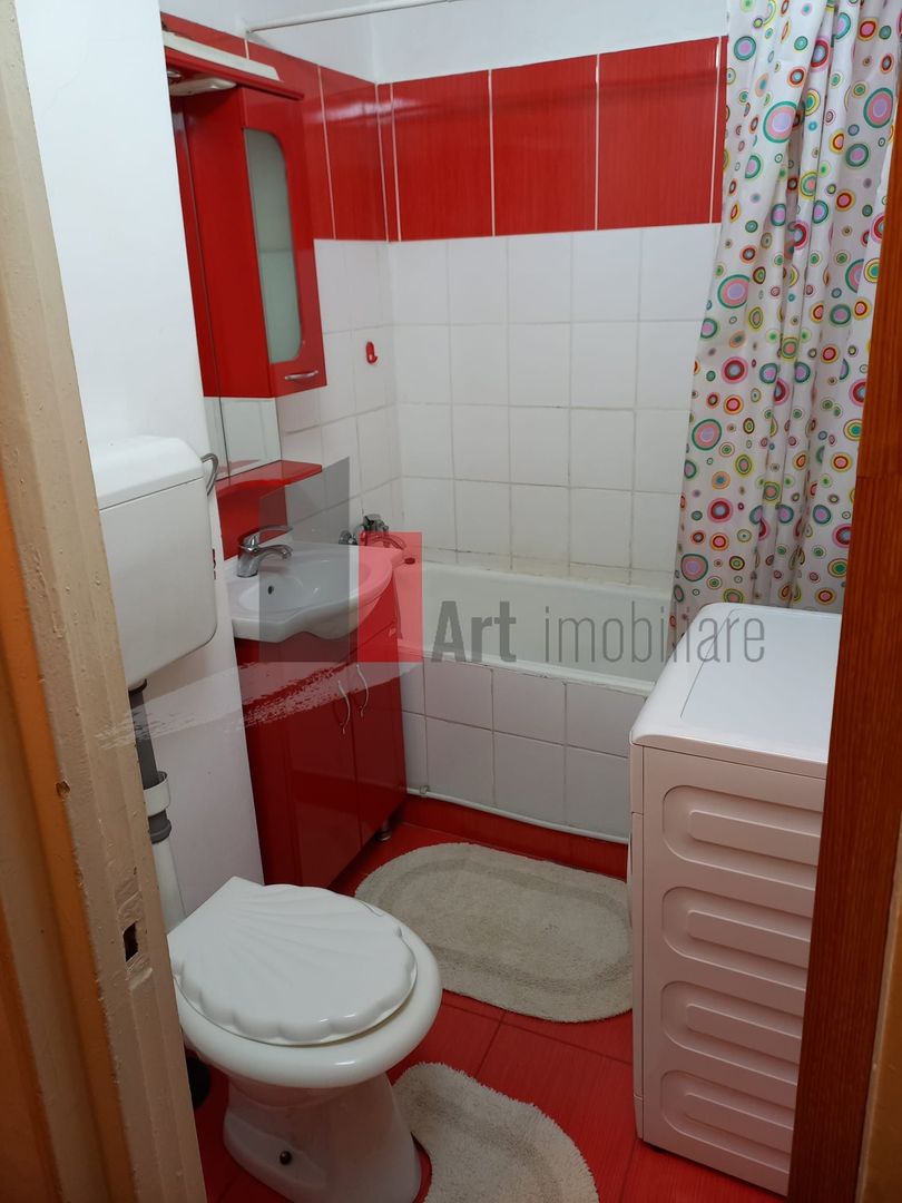 Garsoniera Drumul taberei mobilata si utilata - Poză 6