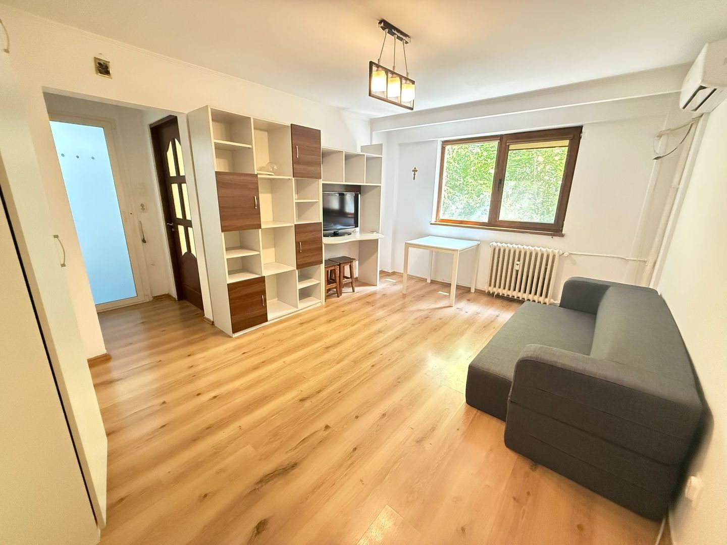 Apartament 2 Camere Teiul Doamnei Lacul Tei - Poză 2