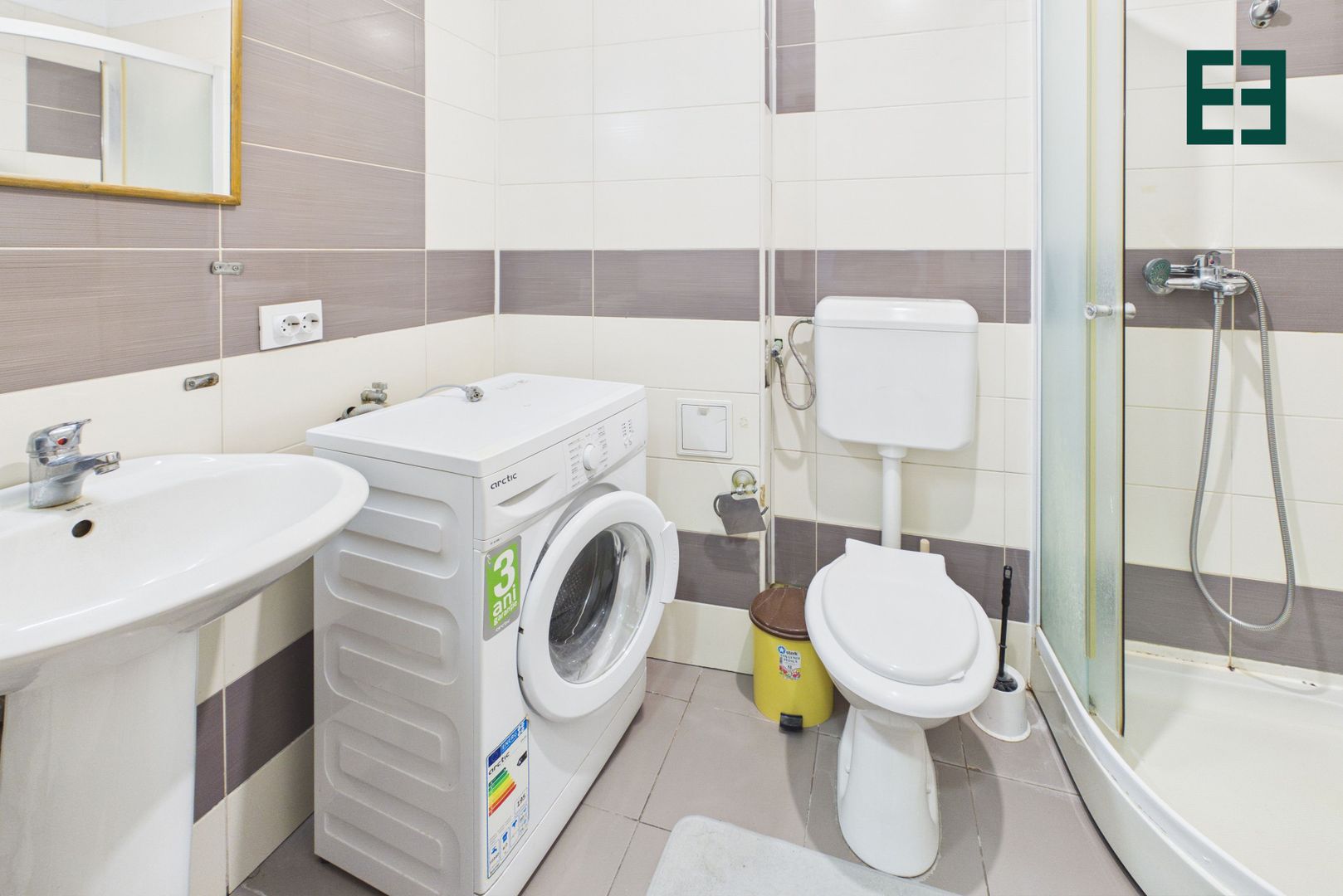 De închiriat - Apartament cu 2 camere -  Zona Confecții - Arad - Poză 7