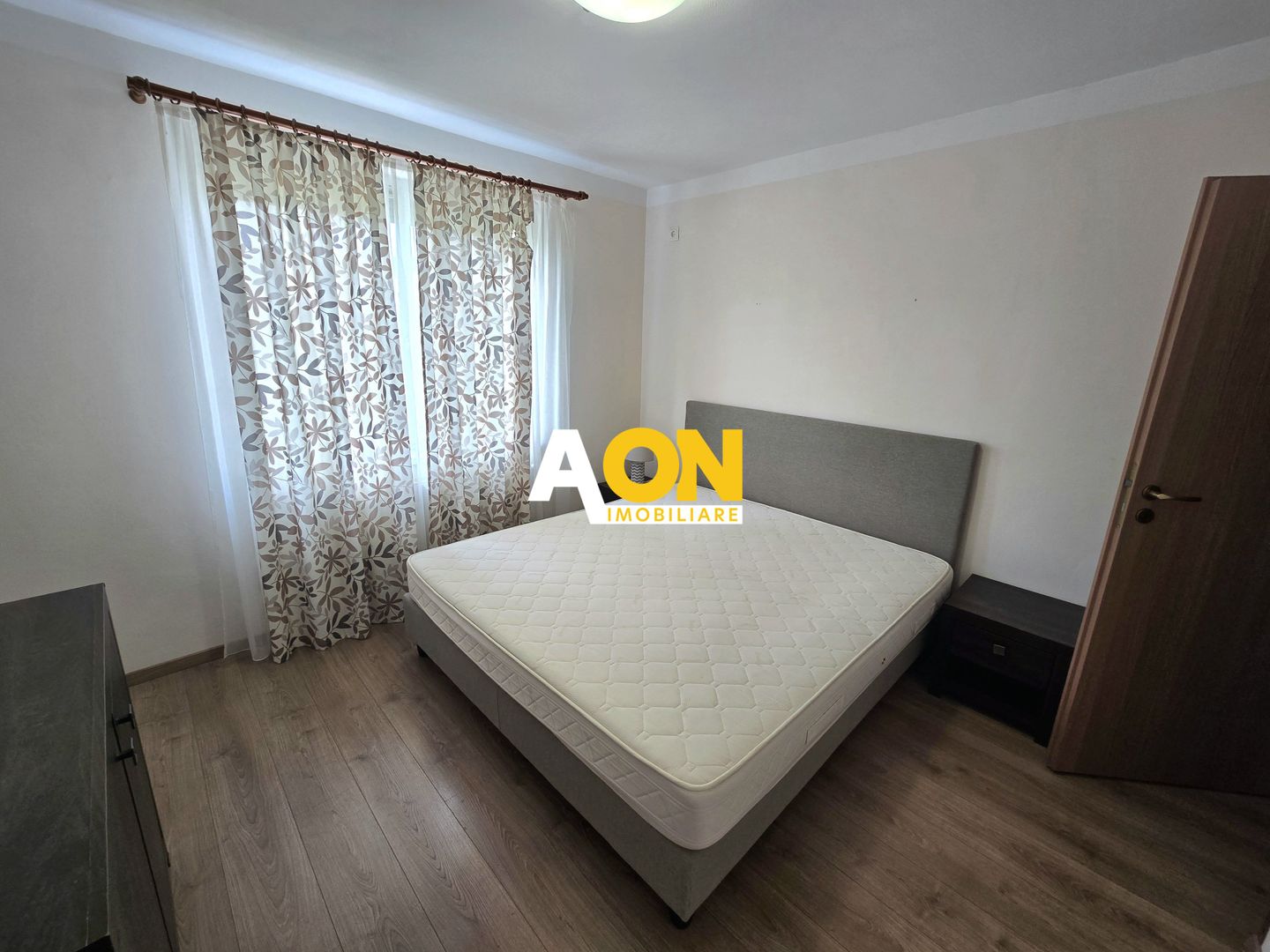 Apartament cu 3 Camere, Bloc Nou, Lift, Zona Orhideea - Poză 4