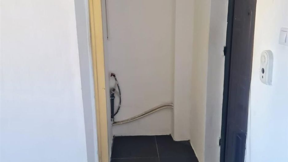 Garsoniera zona Rogerius - Poză 4