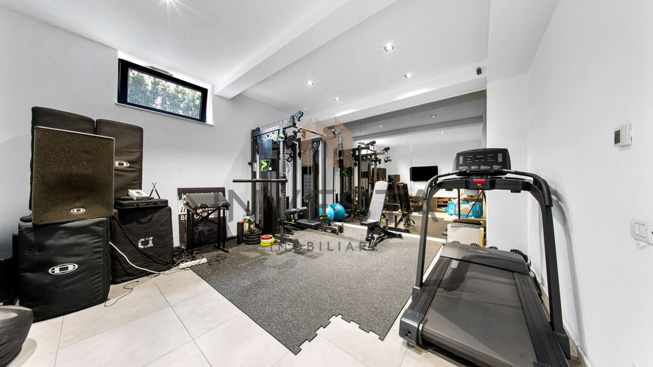 Vila moderna cu priveliste panoramica! - Poză 16