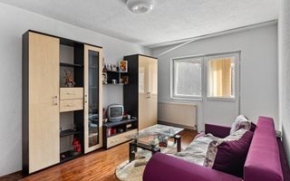 Vânzare apartament 3 camere Brașov, strada Sitarului - Poză 1