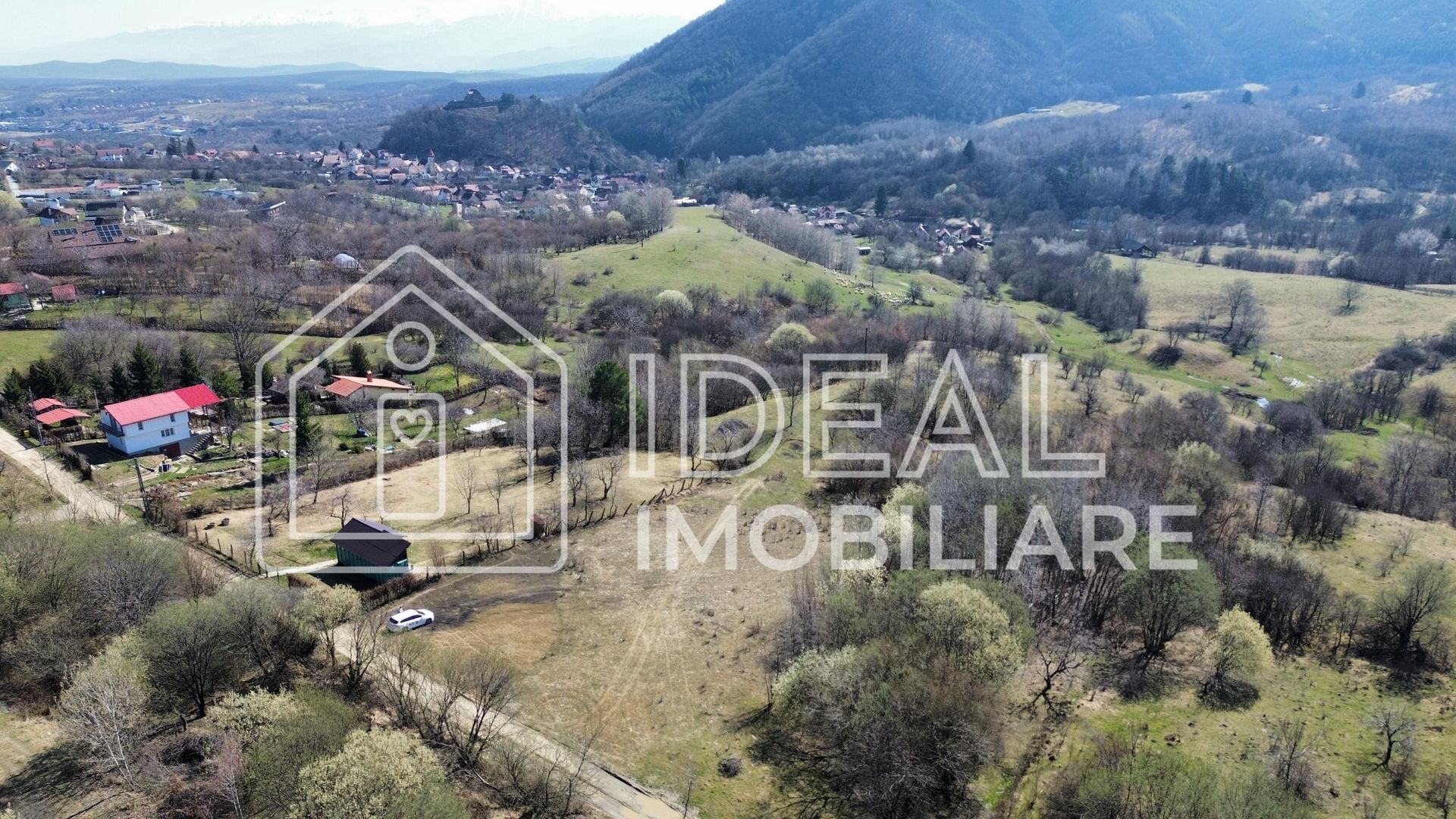 Vând teren intravilan 2039-1960mp sau 2 parcele 980mp Cisnadioara SB - Poză 1