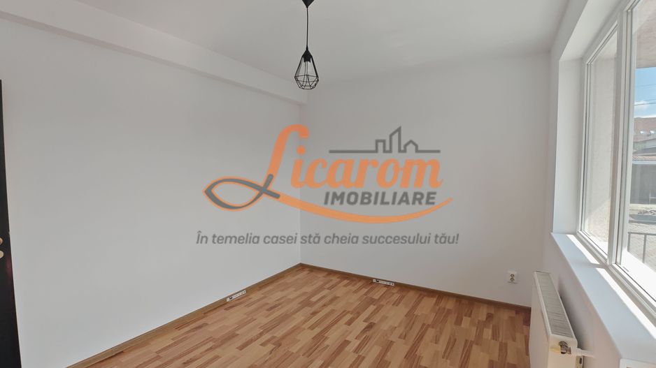 Apartament luminos 3 camere,Parter, parcare,Râșnov, Cartier Covaciu - Poză 14