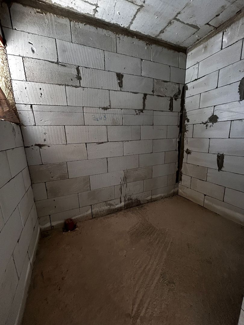 Casa la rosu de vanzare in Alba Iulia - Poză 11