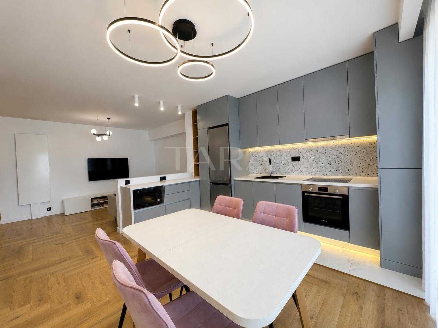 Apartament elegant cu 2 camere, ultrafinisat, Cluj-Napoca. - Poză 1