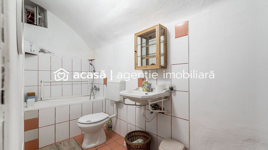 VÂNDUT! Apartament 2 camere ultracentral + spațiu bonus la demisol - Poză 12
