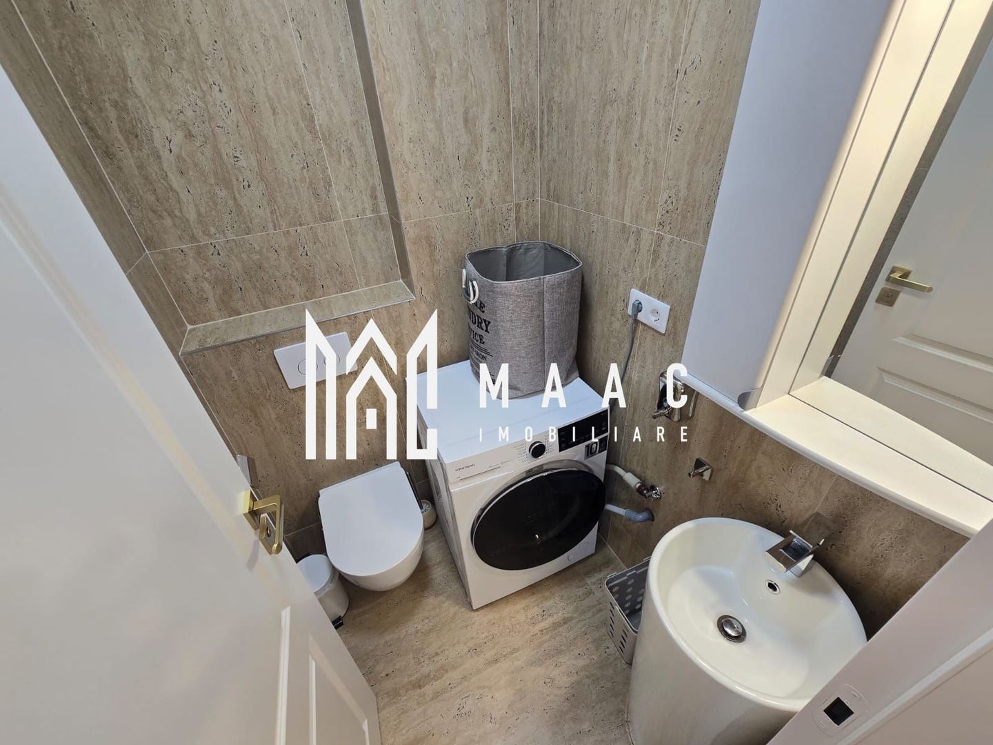 Apartament superb 3 camere 2 bai 2 balcoane Selimbar Lidl - Poză 15