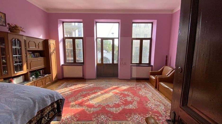 4 camere in vila   | Blvrd M. Kogalniceanu  | 140 mp - Poză 1