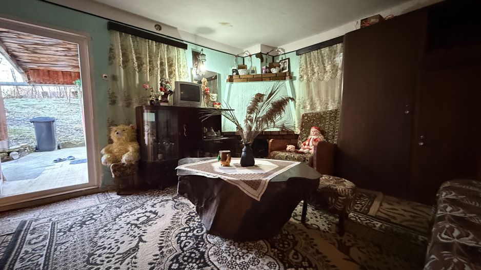 Casa 5 camere, foișor , garaj și teren 800mp cu toate utilitățile! - Poză 12