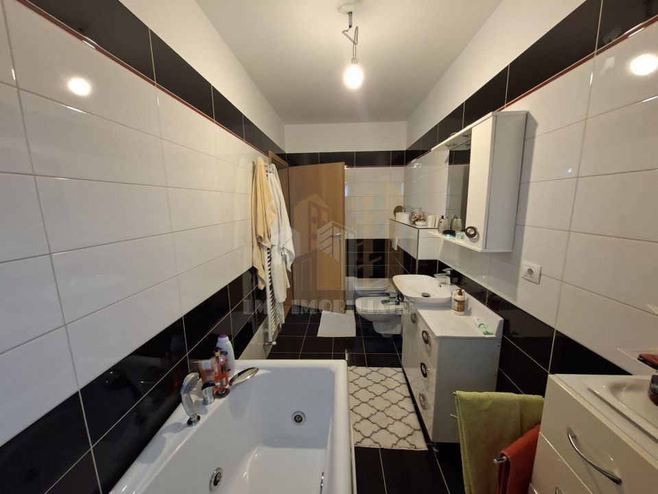 Casa individuala Tractoru zona Socec Brasov - Poză 27