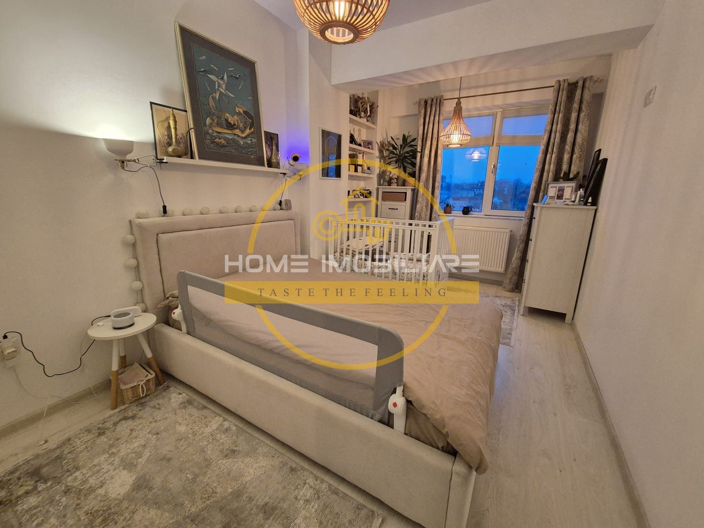 Apartament modern 3 camere 55 mp in zona Palas Mall - Poză 2