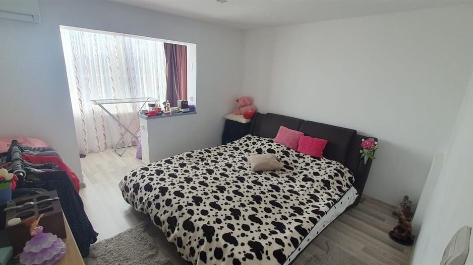 Apartament 3 camere2 bai 2 balcoane Centrala proprie. - Poză 6
