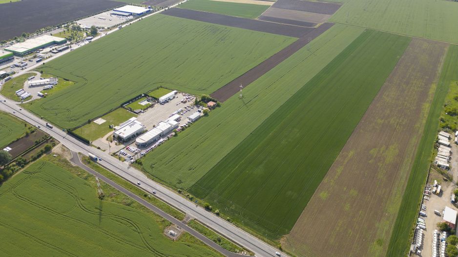 Teren 16.575 mp Arad / Şoseaua DN79 - Poză 3