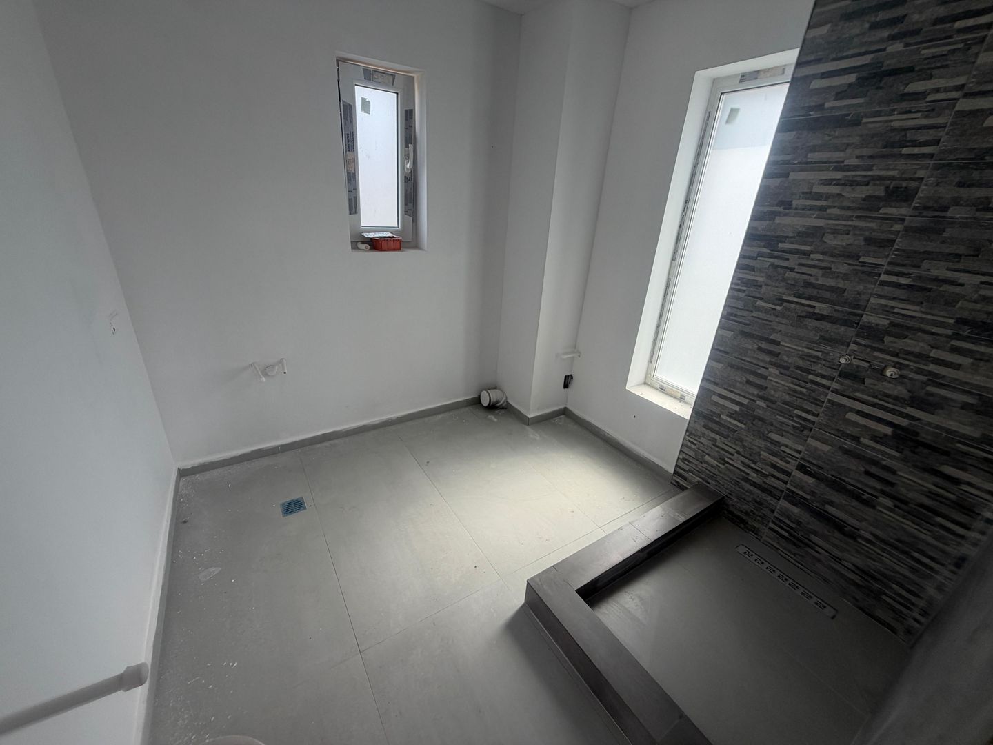 CASA SINGULARA - 4 CAMERE, TOATE UTILITATILE, TEREN 400 MP, COMIS 0% - Poză 6
