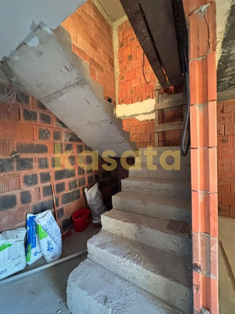 Duplex | Pachet complet, ambele unitati | Domnesti | Mansarda - Poză 9