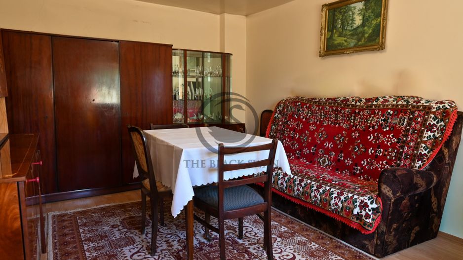 Casă din caramida de vanzare | Teren 1.117 mp | Puchenii Mari | - Poză 4