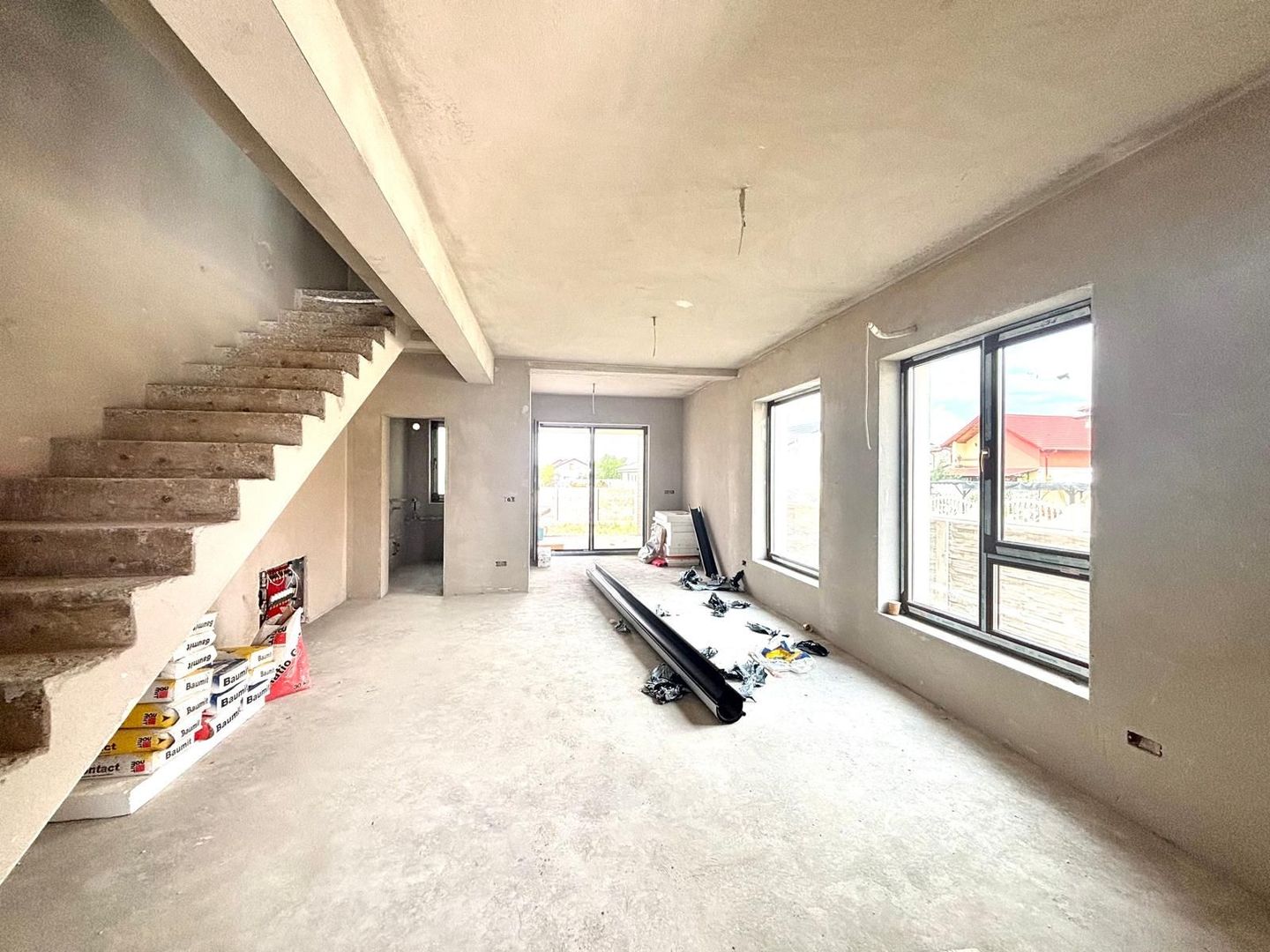 Duplex cu 4 camere, vatra satului, toate utilitatile - Sacalaz - Poză 3