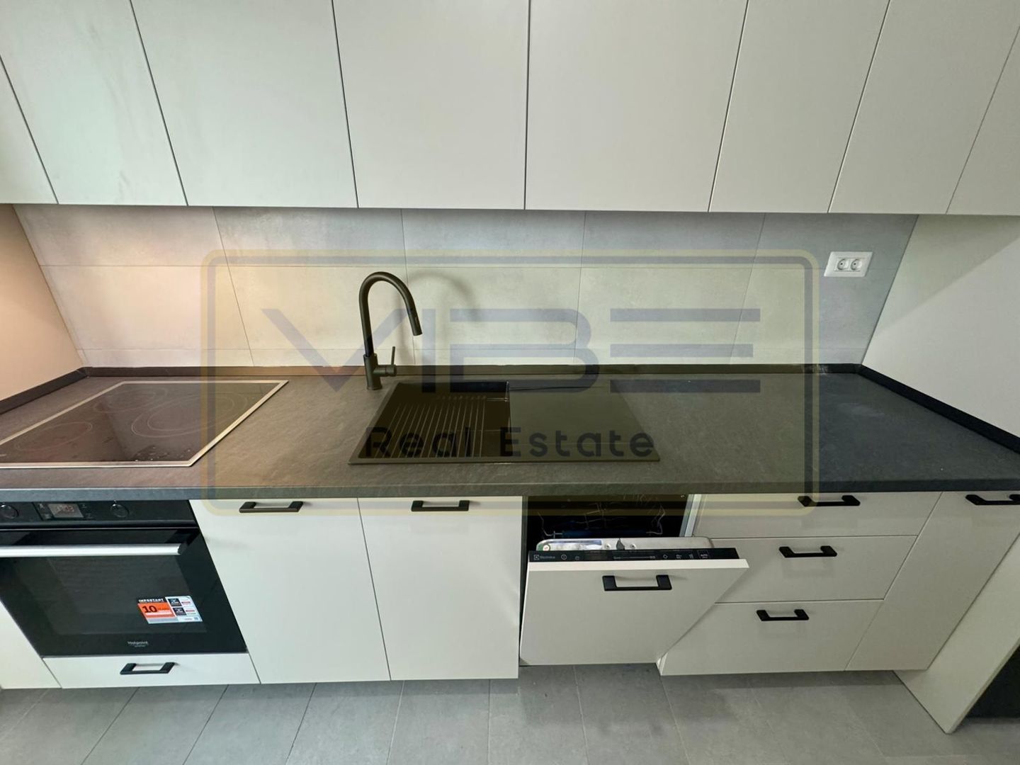 Apartament 2 camere premium Unirea Towers - Podu Ros - Poză 13