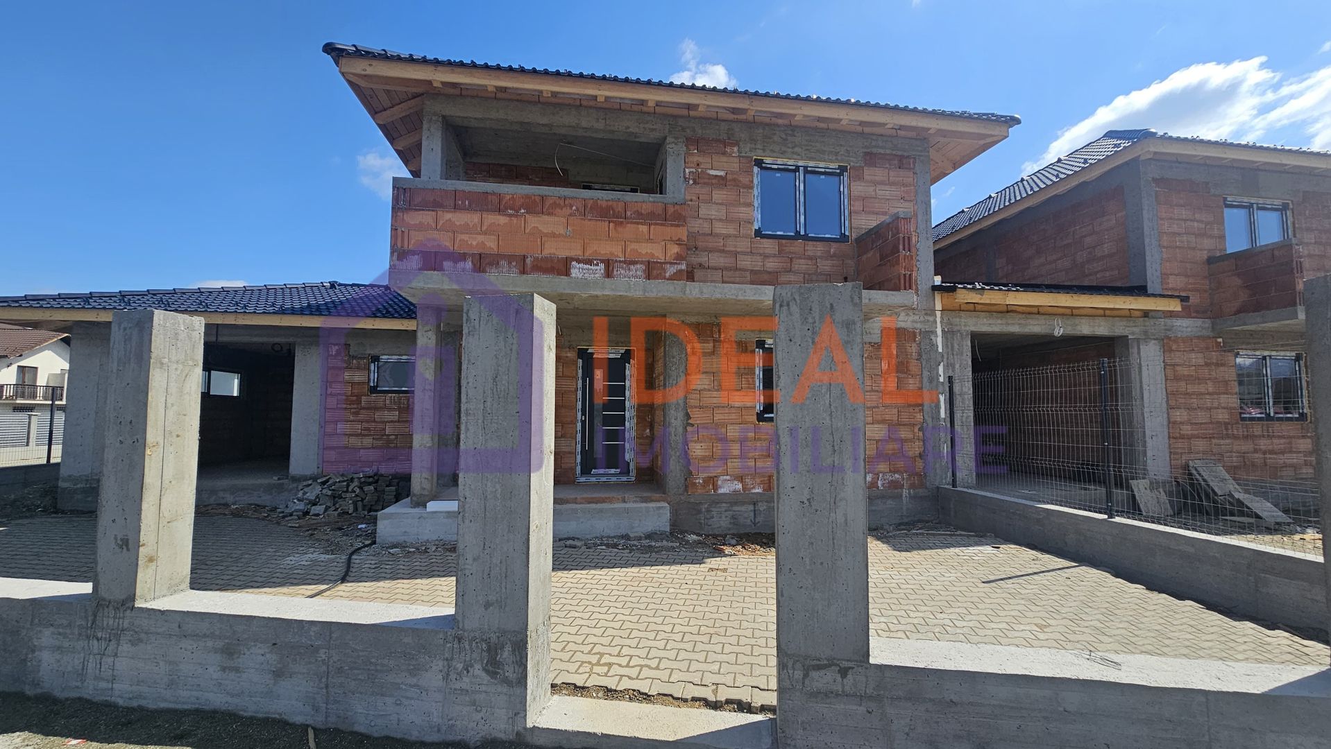 Casa Individuala LA CHEIE cu garaj si 341 mp teren, in Calea Cisnadiei - Poză 2