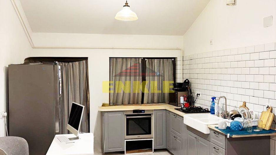 De inchiriat apartament cu 3 camere, zona Carrefour. - Poză 1