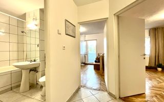 Apartament 3 camere, 2 bai, etajul 1,  in  zona Aradului - Piața Verde - Poză 4