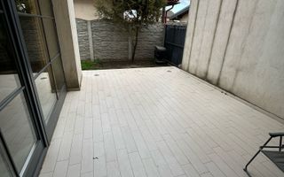 Locuinta spatioasa in triplex - Poză 26