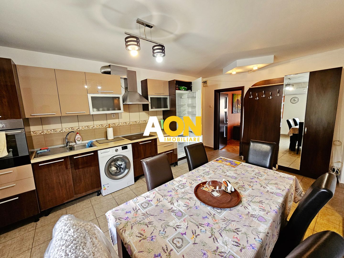 Apartament 3 camere decomandat, etaj 2, ultracentral, zona Primarie - Poză 1