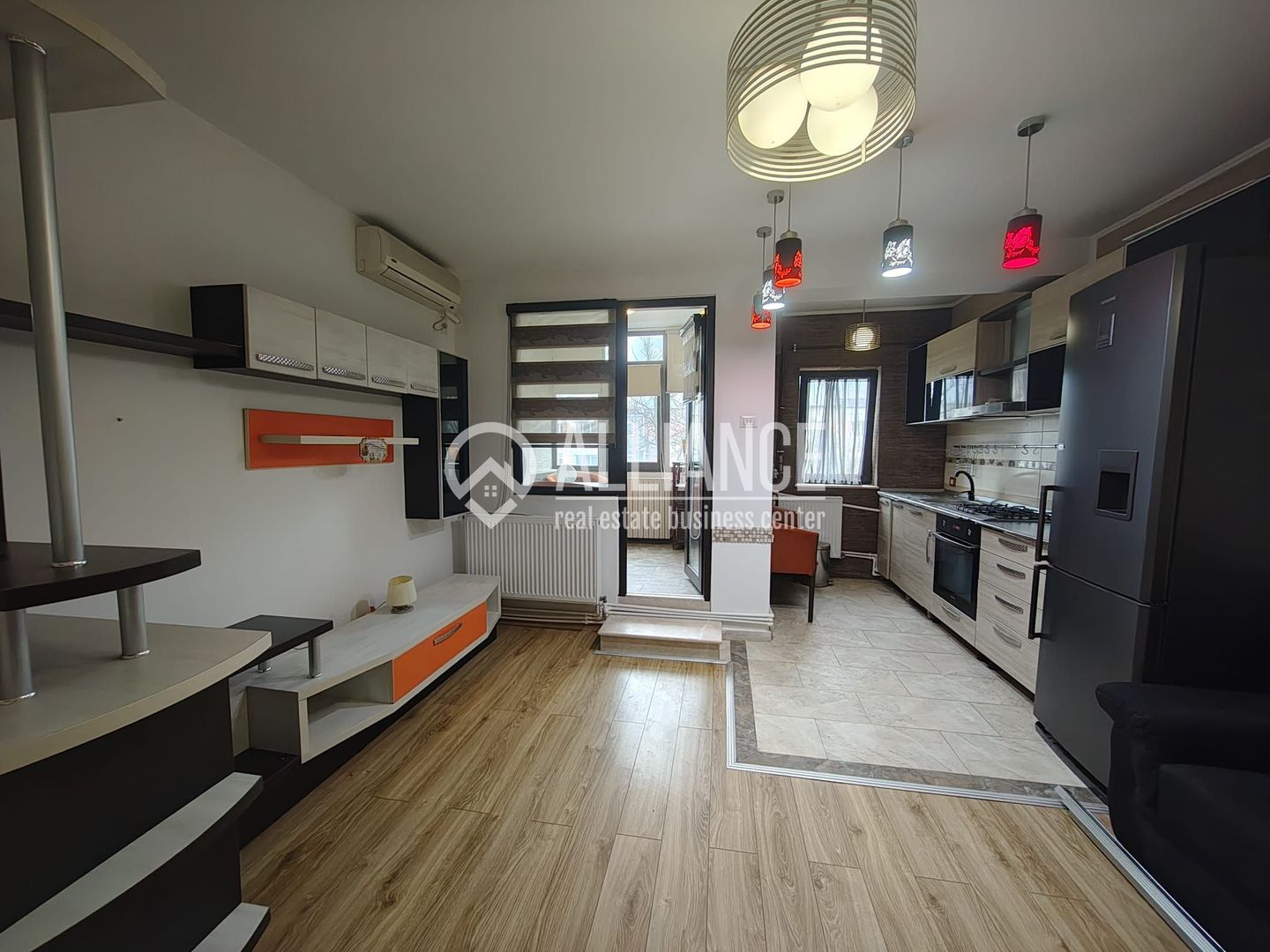 TOMIS III ( cod 02)  - Garsoniera mobilata utilata etaj 3 / 4 - Poză 3