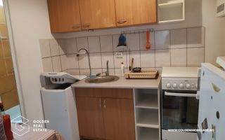 Casa mare, cu 4 apartamente a cate 1, 2, 3 și 4 camere fiecare - Poză 3