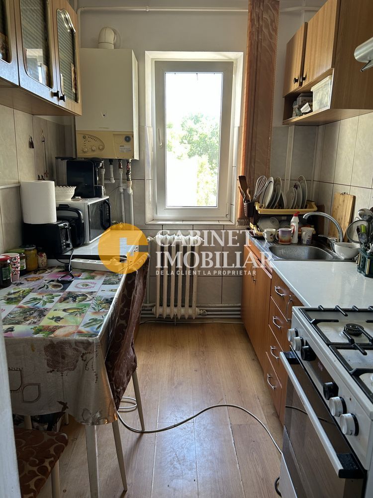 APARTAMENT 3 CAMERE SEMIDECOMANDAT - PACURARI - Poză 4