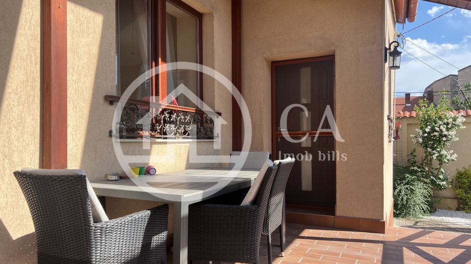 Casa cu 5 camere de vânzare in zona Centrala, Oradea - Poză 3