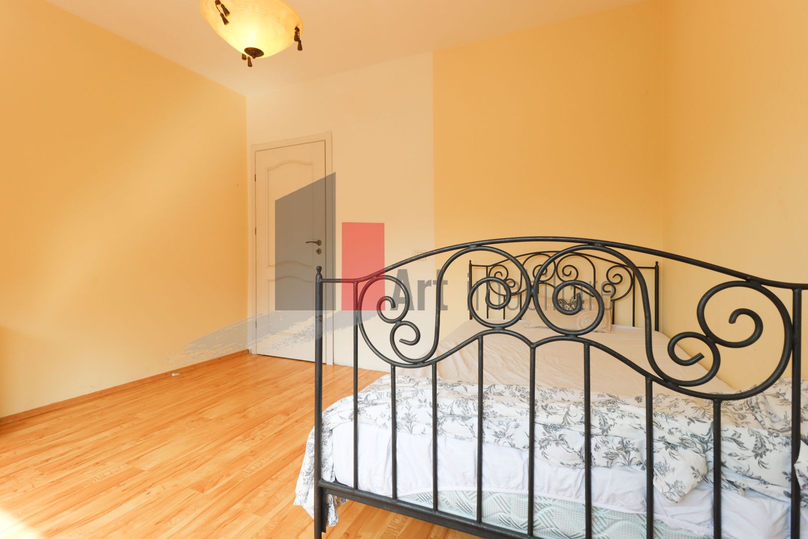 Apartamentul "BUTIKO", Calea Calarasilor-adiacent, bloc nou, GARAJ SUBTERAN - Poză 18