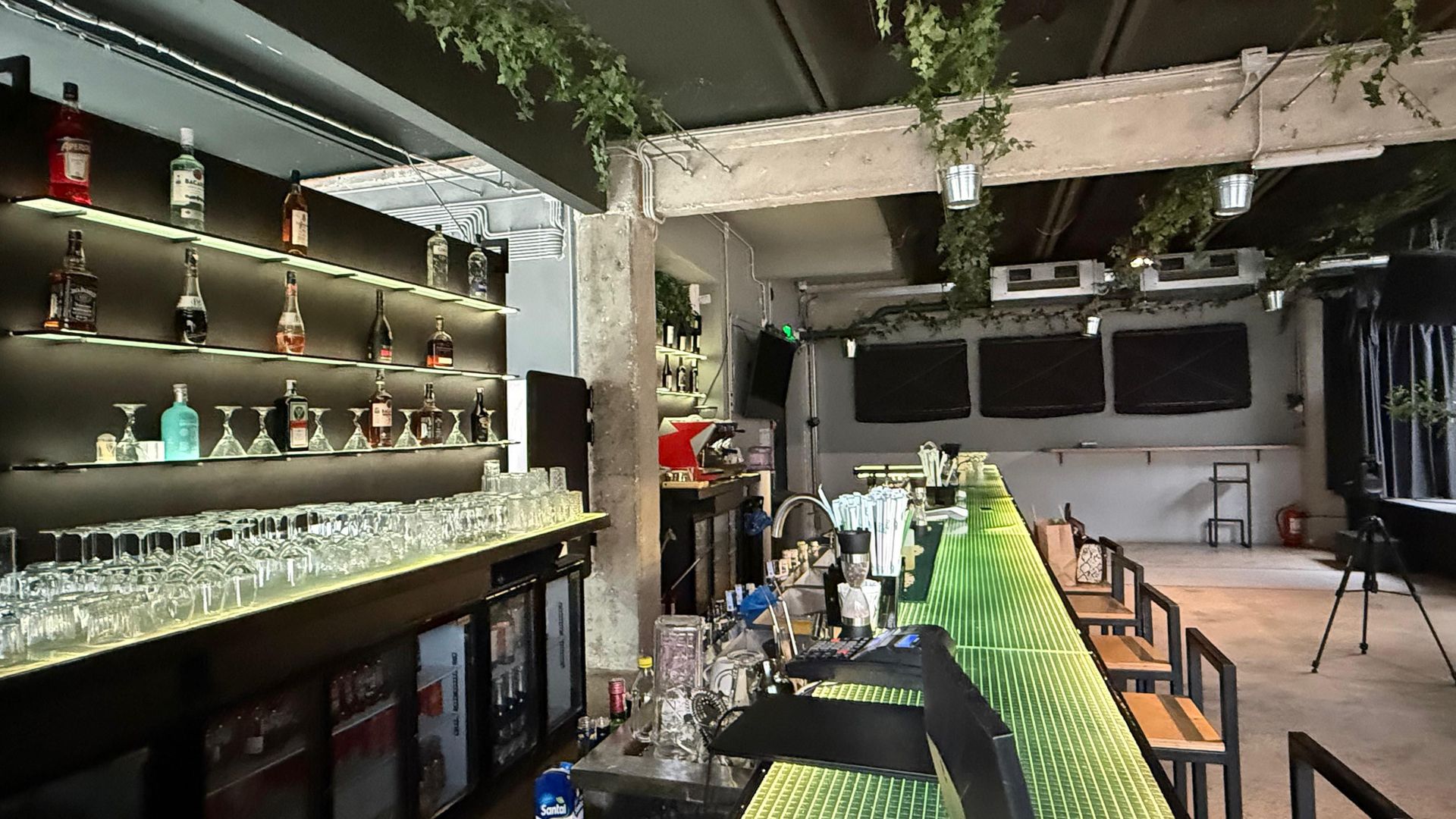 Spațiu  576mp+120mp curte  la 5 minute de Metrou Pipera - Poză 7