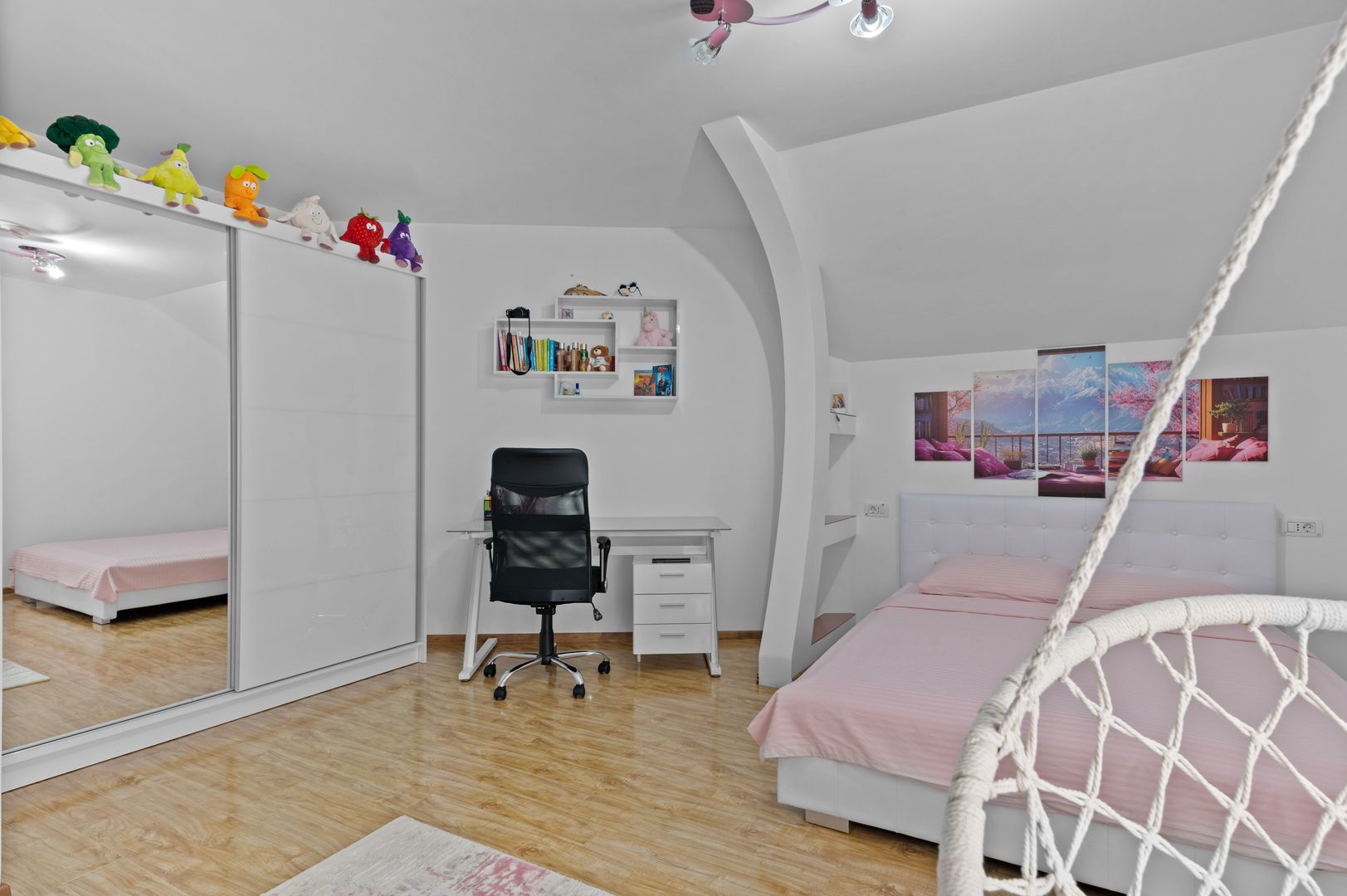 DE VANZARE  Vila 9 camere Colentina - Poză 44