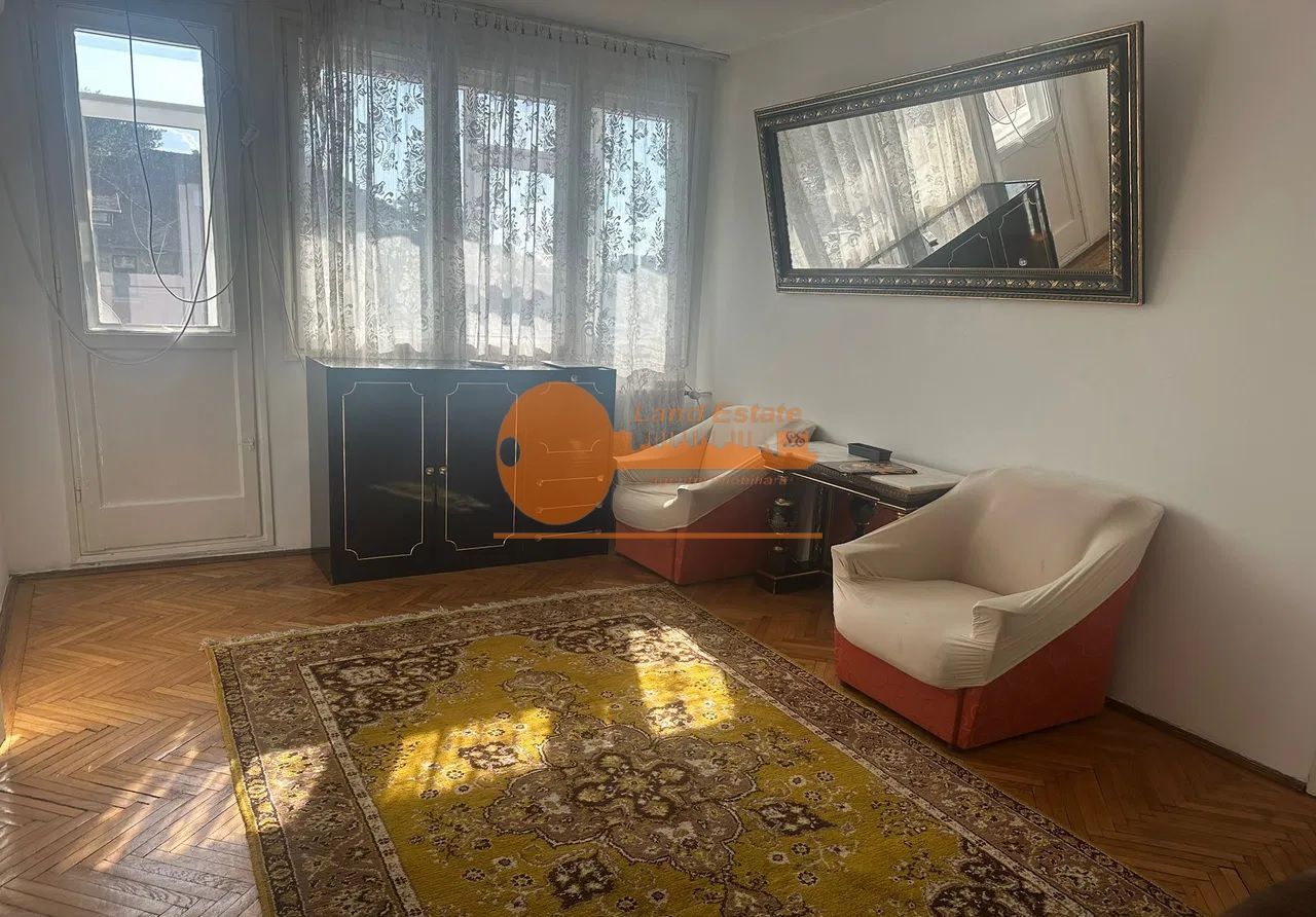 Închiriere Apartament 2 Camere 60 mp Metrou Grivița Renovare 2024 - Poză 1
